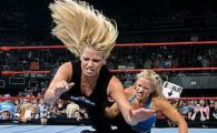 Divele Wrestlemania locul 23: E tare-n ring! Te bagi la un wrestling cu Molly Holly?