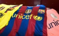 FOTO&nbsp;Aroganta suprema! Barcelona si-a pus emblema de campioana mondiala pe tricou!