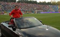 Singurul fotbalist cu 10 titluri in buzunar face azi 46 de ani! Trimite-i un mesaj: