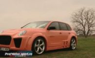 Portocala mecanica: Porsche Cayenne 