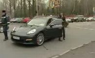 VIDEO Cum&nbsp;si-a busit Shevcenko masina&nbsp; - un Porsche Panamera Turbo!
