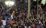 Mii de oameni au sarbatorit calificarea Barcei! Vezi cum au fost primiti jucatorii Barcei:
