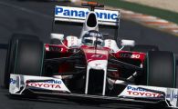 Toyota descalificata, Hamilton retrogradat!