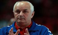 Tadici:â€Jucatoarele si-au bagat banii in buzunare si acum se plang!â€