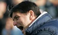 "Cine vrea sa plece, sa stea pe banca!"