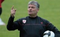 
	Arogante de la Andone: "Hajduk Split stie de Dinamo. A cam pierdut cu Dinamo in Croatia" :)
