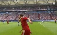 
	VIDEO Van Nistelrooy l-a eclipsat pe Raul la debutul in Germania! Schalke 2-1 Hamburg! 
