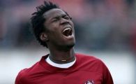 
	Tensiune maxima la Cluj! Lacina Traore, huiduit de fanii CFR-ului! Vezi ce mesaj si-a scris pe tricou la GOL!
