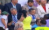 
	Scandal la Vaslui! Gigi si Duckadam au stat in peluza la meciul Stelei! Vezi ce s-a intamplat!
