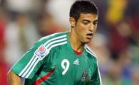 
	Mexicanii l-au suspendat sase luni pe Carlos Vela de la Arsenal pentru un party cu TRAVESTITI!
