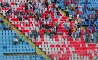 
	Fanii Stelei: "Il vom ignora pe Gigi Becali! Suntem alaturi de Lacatus pana la finalul sezonului!"
