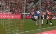 
	VIDEO GENIAL! Cel mai frumos DRIBLING din cariera lui Ribery! A umilit 2 jucatori... nu mai stiau de ce s-au apucat de fotbal :)
