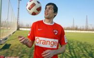 
	Gaman a jonglat in tricoul lui Dinamo! Super imagini de la primul sau antrenament:
