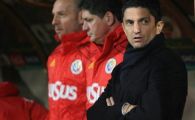
	Razvan: "Mutu are o varsta, va face totul ca sa iasa cu fruntea sus din fotbal! Este jucatorul de mare talent al Romaniei!"
