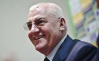 
	Cum vrea Dragomir sa recupereze banii din licitatie: "Cer 75 mil euro pe rezumate si pe stiri! Cine rezista fara ele?"
