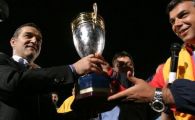 
	Sase, vine Gigi! Olaroiu a gasit SOLUTIA sa il puna pe Becali la punct! Pe cine s-a razbunat antrenorul cand a ales sa vina la Steaua:
