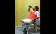 
	VIDEO MEMORABIL! Cum face Maradona tactica in vestiar! :))
