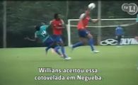 VIDEO Scandal intre colegii lui Ronaldinho la antrenament! Ce COATE in figura isi dau jucatorii de la Flamengo!