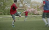 
	SUPER VIDEO! Van Persie e GENIAL! Vezi cum dribleaza alaturi de Kaka, Nani, Nasri si Berbatov in ultima lor reclama
