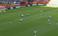 
	VIDEO! Cel mai tare gol dat de o FEMEIE anul asta! Vezi o MEGA executie de la 35 de metri!
