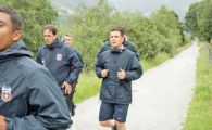 
	"Nu sunt spionul lui Becali, pe mine nu m-a umilit niciodata!" Cine are grija ca relatia Gigi - jucatori sa fie una civilizata:
