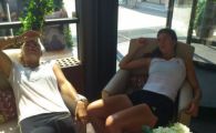 
	Sorana Carstea s-a distrat langa CEA MAI BUNA prietena din tenis! Gestul lui Wozniacki care a facut-o de ras pe Sorana :)
