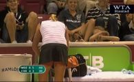 
	Moment UNIC in tenis! Wozniacki a ramas MASCA: adversara sa a oprit partida ca sa raspunda la telefon :))
