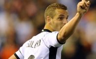 
	NEBUNIE in Spania! Soldado a facut SHOW! A deschis scorul pentru Valencia, a egalat pentru adversari si a mai dat 2 goluri in ultimele minute la 2-3!
