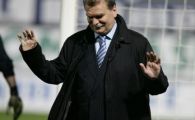 
	A inceput DERBY-ul: "Am stat pana dupa miezul noptii sa vad rezumatul lui Dinamo din Europa League! De ce nu a mai intrat?" :)
