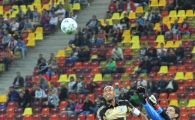 
	RusiLiga Campionilor! Otelul, fara puncte si fara spectatori, la un pas de eliminarea din Europa: Otelul 0-1 Benfica!&nbsp;
