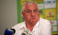 
	Reactia FABULOASA a lui Dragomir dupa ce NU a semnat dezafilierea Craiovei: "Nu ma dezic de vot! Vi se pare ciudat ca nu am semnat? Ma doare-n palarie!"

