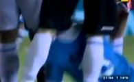 
	VIDEO! GOLANIE fara limite pentru un campion mondial: I-a dat o gheata in gura unui adversar aflat la pamant!
