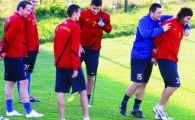 
	Costea, la un MINUT sa fie dat afara de la Steaua: Un coleg l-a salvat de furia lui Becali! El e adevaratul LIDER al Stelei
