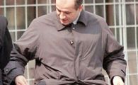 
	INCREDIBIL! Copos, cel mai DARNIC patron din Liga I! Se plange de criza, dar ii da 1 MILION de euro in mana unui jucator!
