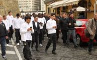 
	FOTO Pantilimon si-a pus lacat la buzunare :)! S-a plimbat cu bogatii de la City prin Napoli!
