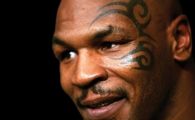 "Pe bune, iti place ce tatuaj ai facut pe fata?" Raspunsul lui Mike Tyson te lasa cu gura cascata! SUPER&nbsp;VIDEO