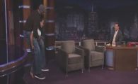 
	VIDEO FABULOS cu monstrul Shaquille O'Neal si iubita sa PITICA! L-a carat in spate in direct la TV pe tocuri! N-o sa-ti vina sa crezi
