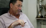 
	Cornel Dinu este DEVASTAT! Dinamovistul trece prin clipe de COSMAR! Vezi ce DRAMA traieste zilele acestea oficialul lui Dinamo:
