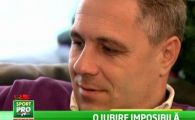SUPER VIDEO! Sumudica si-a pus copiii sa jure de Craciun ca nu vor avea niciodata legatura cu Steaua: "Fata mea... cu prieten STELIST???" Vezi reactia lui :))