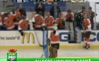 VIDEO SENZATIE! Asta a fost cel mai tare meci la finalul lui 2011: 46.000 de oameni in tribune pentru o super partida de hochei in aer liber