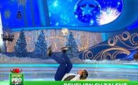
	Stelistul Florescu a jonglat cu Gina Pistol de Revelion! Jongleriile care ar da gata orice fata
