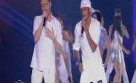 
	VIDEO: Neymar a facut-o si p-asta! S-a urcat pe scena langa idolul lui si A CANTAT: Ai se eu te pego! Fanii au innebunit!

