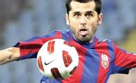 
	Dica, la un TELEFON distanta de revenirea la Steaua: "Discut cu bulgarii de cateva zile! Astept sa vad ce se intampla!"
