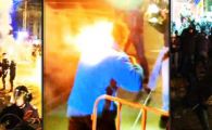 
	IMAGINI INCENDIARE. Bilantul celei de-a 4 zi de proteste. 54 de retinuti, o masina arsa si mai multi raniti
