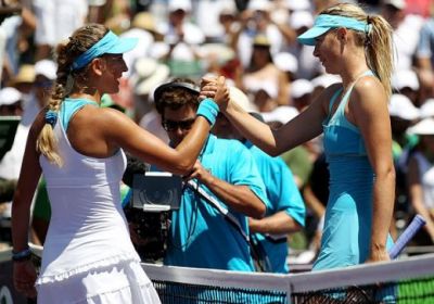 
	"Fa-o mandra pe bunica"! Ordinul primit de Azarenla inainte de finala Australian Open! Azarenka - Sharapova, 10:30, LIVE TEXT!
