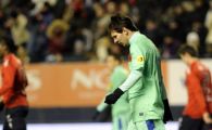 
	Barca a cedat PSIHIC dupa infrangerea cu Osasuna! Un jucator a fost eliminat dupa ce a atacat arbitrul pe tunelul spre vestiare, Guardiola sanctionat si el!
