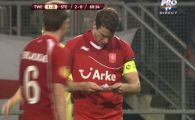
	VIDEO GENIAL! Florin Costea nu trebuia sa joace cu Twente! "Cine-i, ma, asta? De ce nu-i pe foaie?" :))
