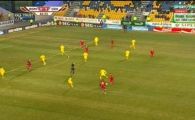 VIDEO Scene INCREDIBILE! Nationala de tineret, UMILITA la Ploiesti! Fanii faceau OLE-uri la pasele adversarilor!