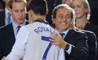 
	Platini are favoritii lui! Ce finala de Liga Campionilor vrea la vara si mesajul pentru Mourinho si Real Madrid! Se aude pana la arbitri? :)
