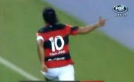 
	VIDEO! Cel mai mare SOC din cariera lui Ronaldinho! A dat gol, un no-look pass la o alta reusita si Flamengo avea 3-0 in min 75! Ce s-a intamplat:
